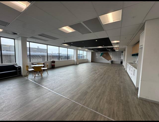 717M² OFFICE TO LET IN ROSEBANK
